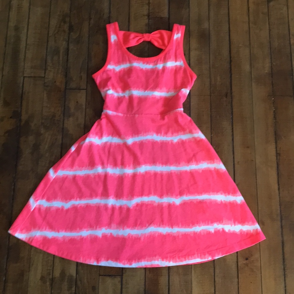 Kids neon pink dress size 6-6s